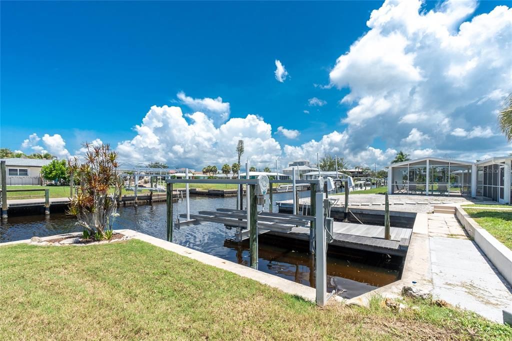 待售: $1,300,000 (3 贝兹, 2 浴室, 1624 平方英尺)