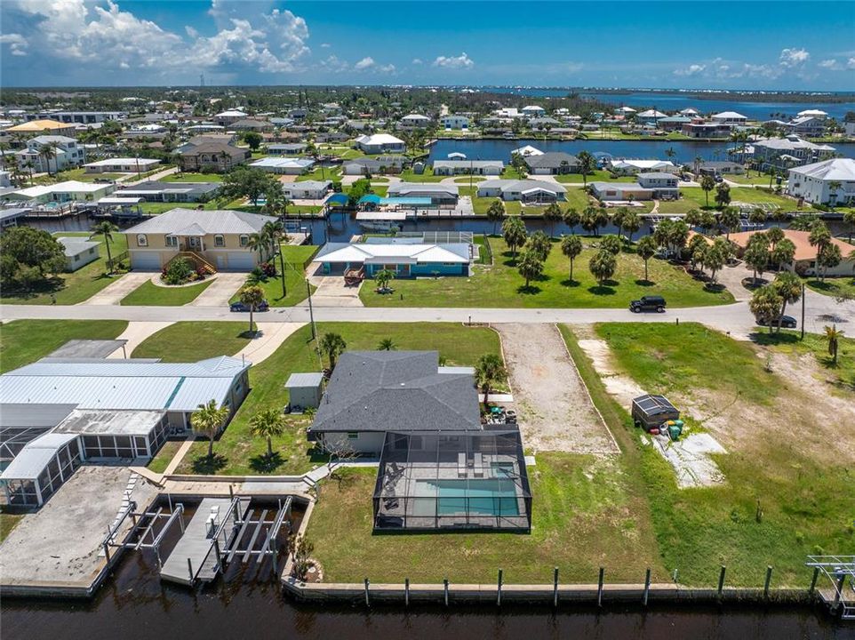 待售: $1,300,000 (3 贝兹, 2 浴室, 1624 平方英尺)