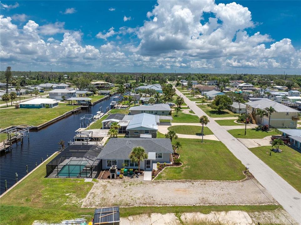 待售: $1,300,000 (3 贝兹, 2 浴室, 1624 平方英尺)