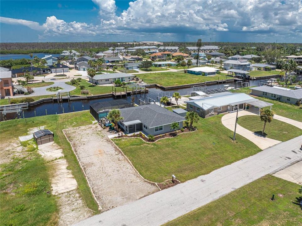 待售: $1,300,000 (3 贝兹, 2 浴室, 1624 平方英尺)