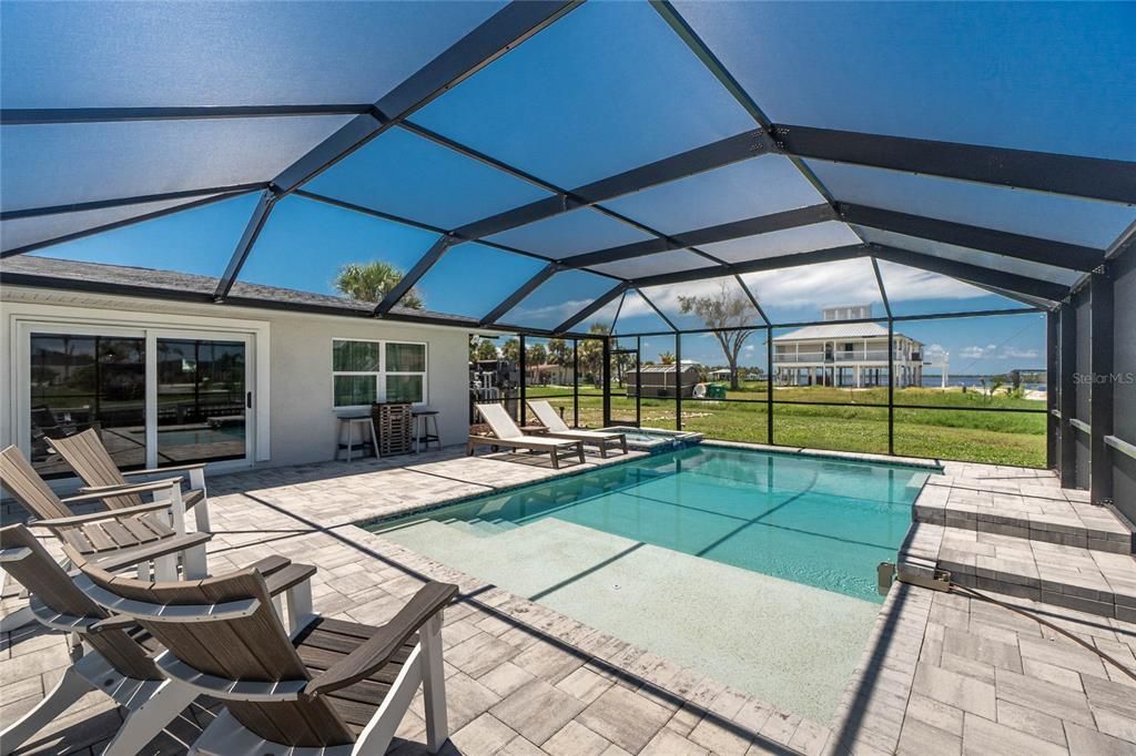 待售: $1,300,000 (3 贝兹, 2 浴室, 1624 平方英尺)