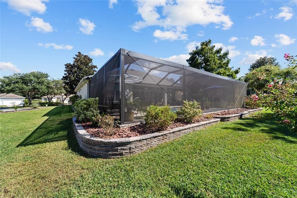 合同活跃: $469,965 (2 贝兹, 2 浴室, 1639 平方英尺)