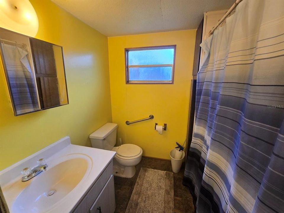 For Sale: $91,000 (3 beds, 2 baths, 976 Square Feet)