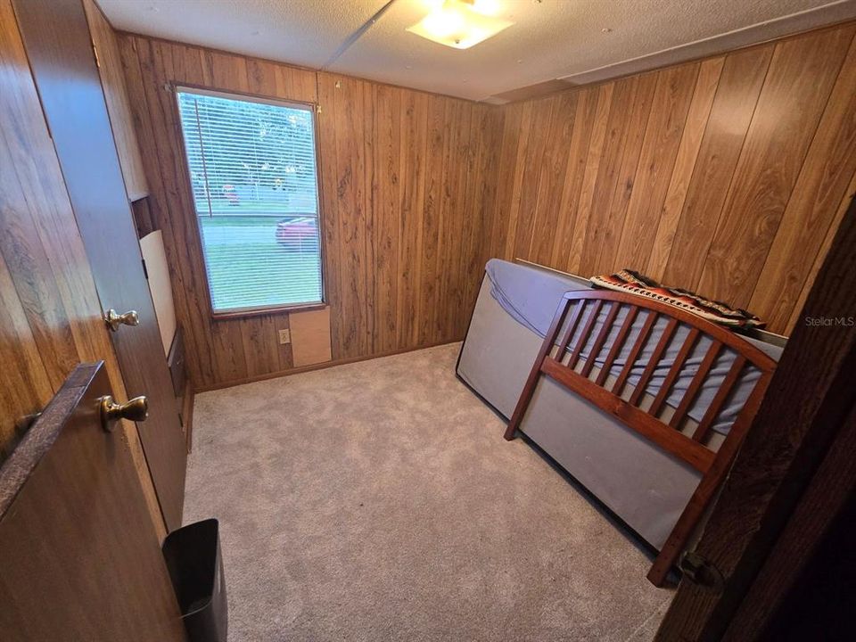 For Sale: $91,000 (3 beds, 2 baths, 976 Square Feet)