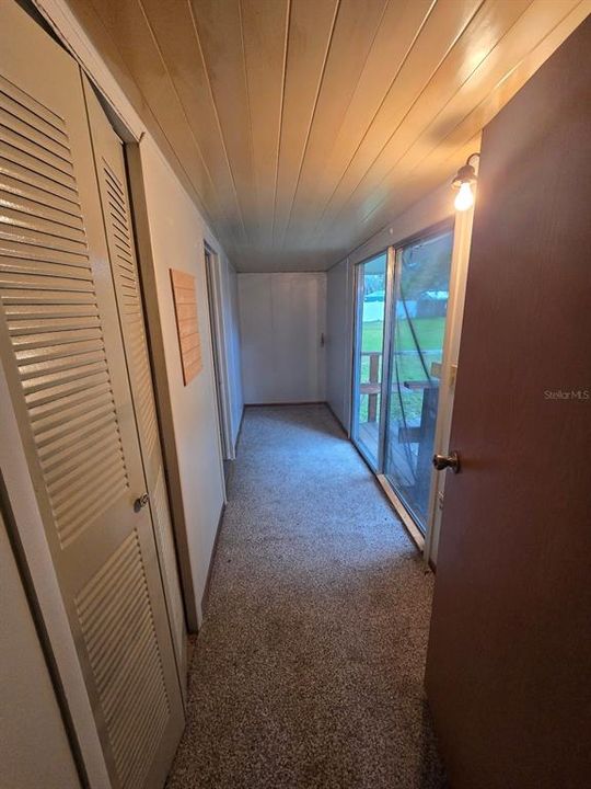 For Sale: $91,000 (3 beds, 2 baths, 976 Square Feet)