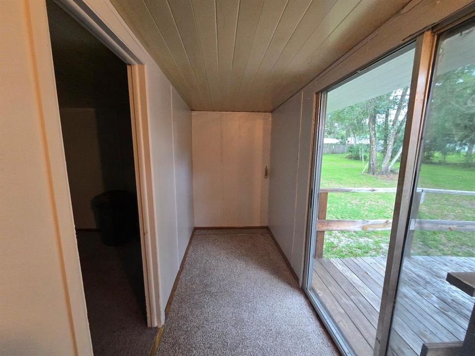 For Sale: $91,000 (3 beds, 2 baths, 976 Square Feet)