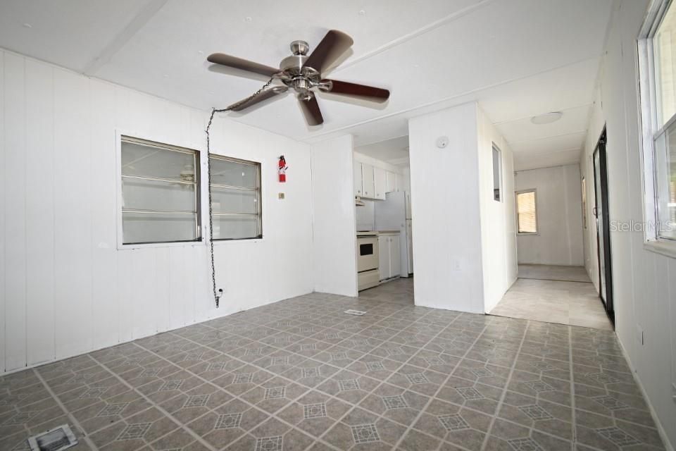 En Venta: $59,900 (2 camas, 1 baños, 888 Pies cuadrados)