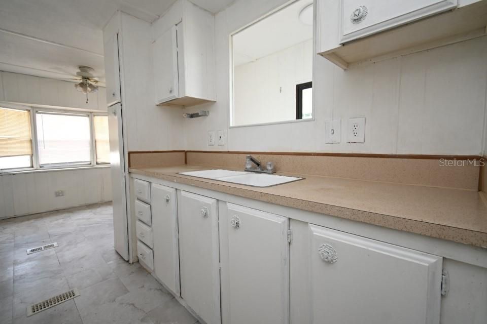 En Venta: $59,900 (2 camas, 1 baños, 888 Pies cuadrados)