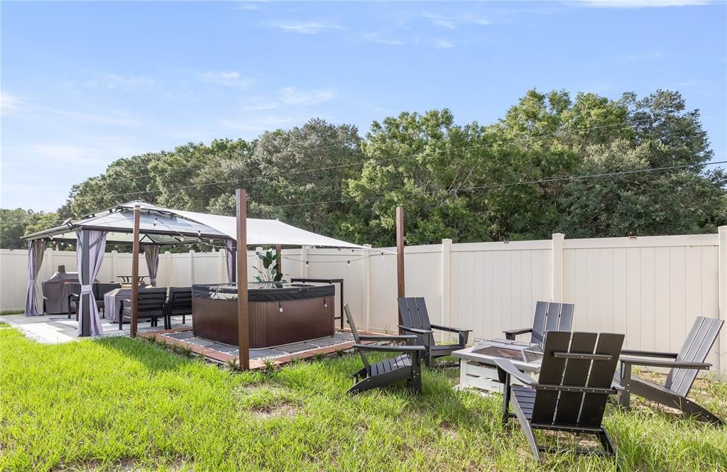 待售: $337,000 (4 贝兹, 2 浴室, 1768 平方英尺)