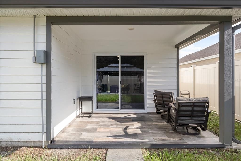 待售: $337,000 (4 贝兹, 2 浴室, 1768 平方英尺)