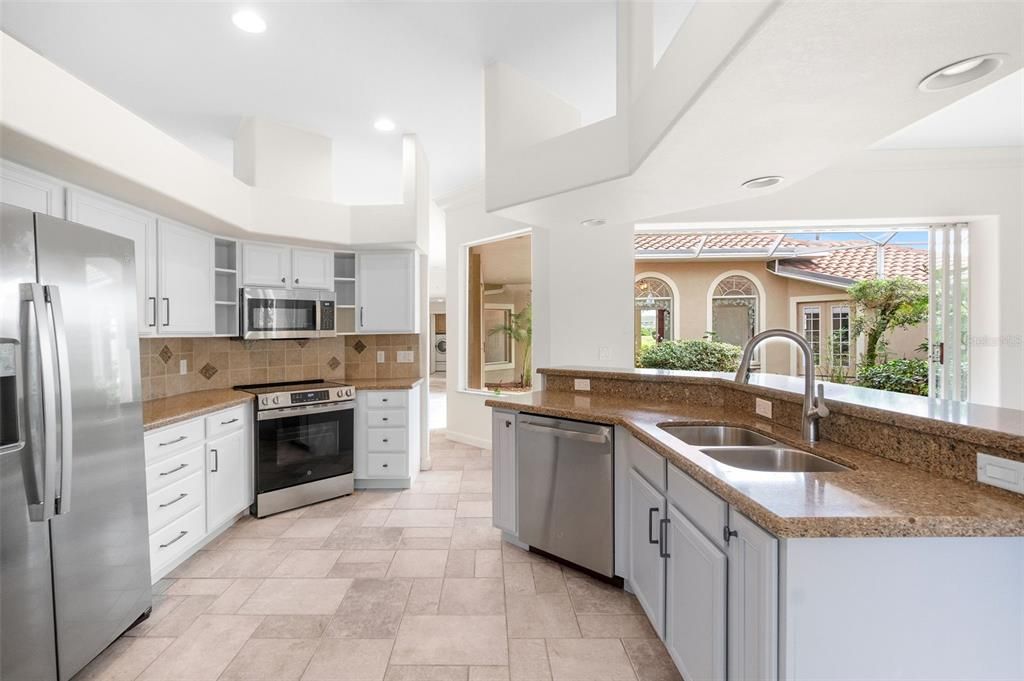 For Rent: $4,650 (4 beds, 3 baths, 3397 Square Feet)