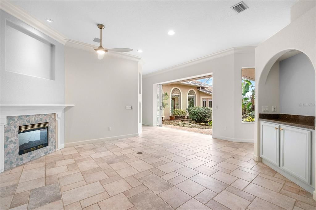 For Rent: $4,650 (4 beds, 3 baths, 3397 Square Feet)