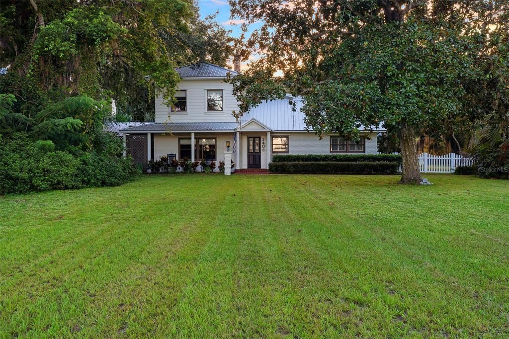 Recently Sold: $699,900 (4 beds, 4 baths, 3305 Square Feet)