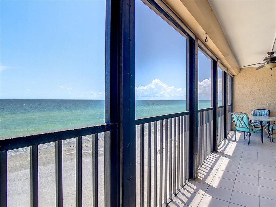 合同活跃: $3,600 (2 贝兹, 2 浴室, 1100 平方英尺)