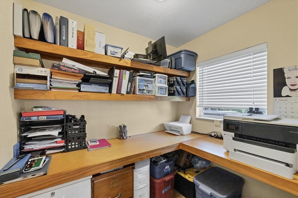 Active With Contract: $545,000 (3 beds, 2 baths, 2141 Square Feet)