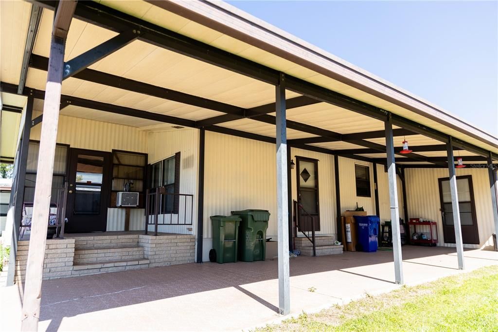 Active With Contract: $117,777 (2 beds, 2 baths, 1012 Square Feet)