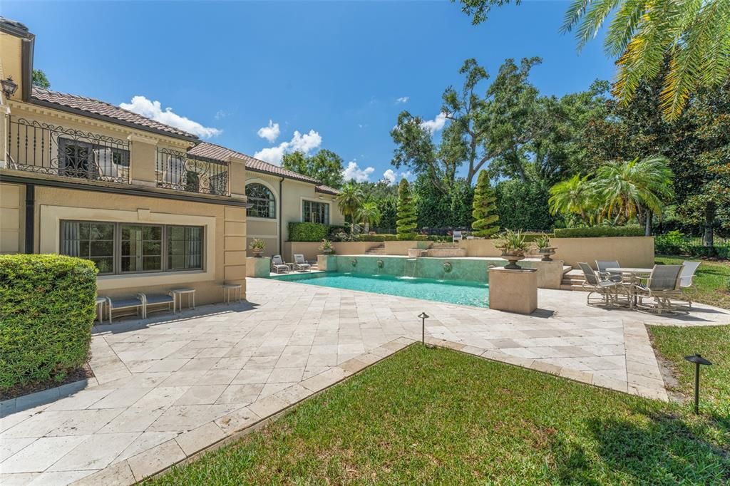 For Sale: $3,400,000 (4 beds, 4 baths, 4877 Square Feet)