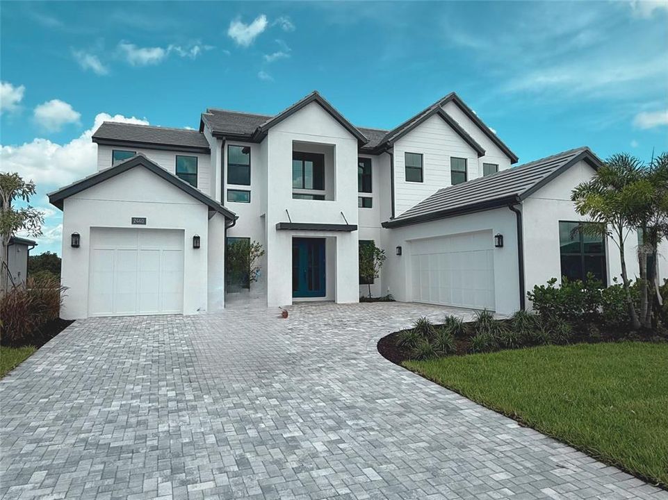 Recently Sold: $1,624,104 (5 beds, 5 baths, 4663 Square Feet)