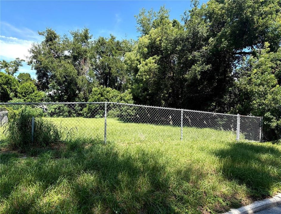 Недавно продано: $37,000 (0.15 acres)