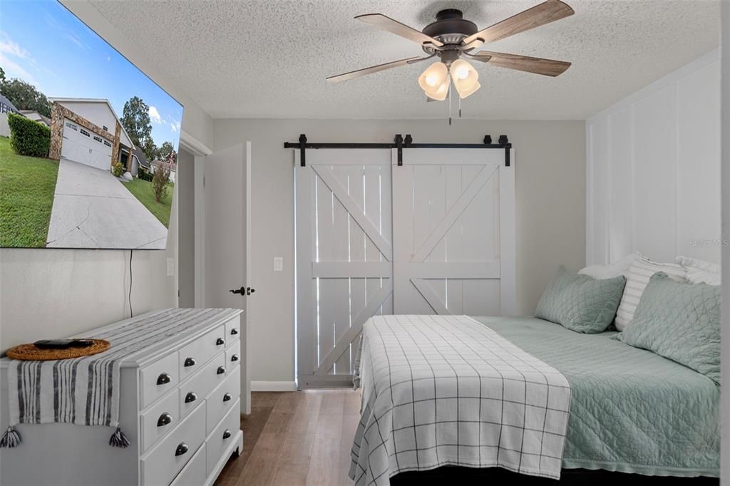 Activo con contrato: $229,900 (2 camas, 2 baños, 1236 Pies cuadrados)