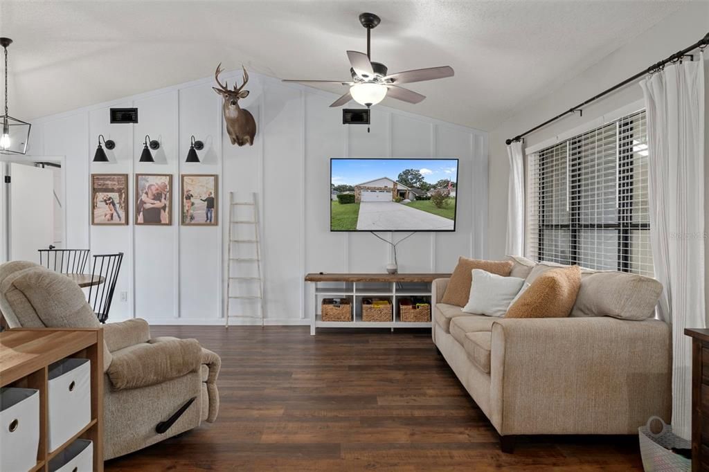 Activo con contrato: $229,900 (2 camas, 2 baños, 1236 Pies cuadrados)