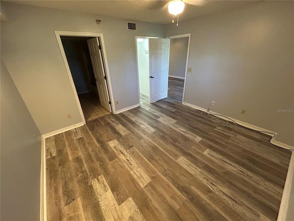 В аренду: $1,995 (2 спален, 2 ванн, 978 Квадратных фут)