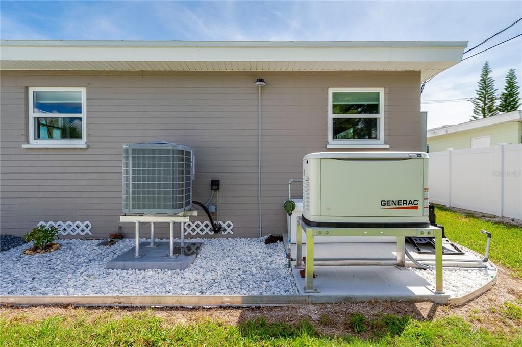 待售: $439,000 (2 贝兹, 1 浴室, 864 平方英尺)