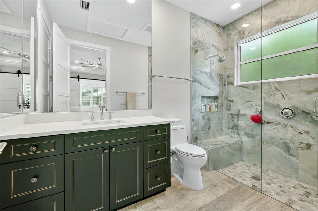 En Venta: $2,700,000 (5 camas, 5 baños, 4175 Pies cuadrados)