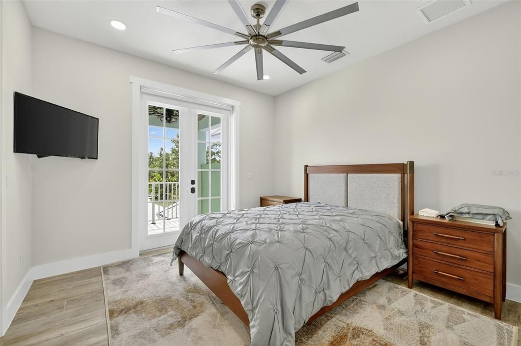 En Venta: $2,700,000 (5 camas, 5 baños, 4175 Pies cuadrados)