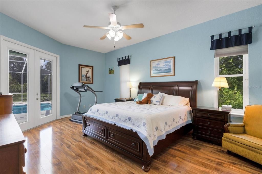 На продажу: $469,900 (3 спален, 2 ванн, 2129 Квадратных фут)