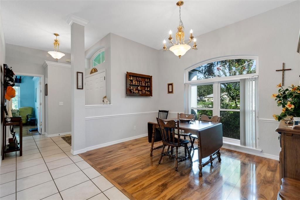 На продажу: $469,900 (3 спален, 2 ванн, 2129 Квадратных фут)