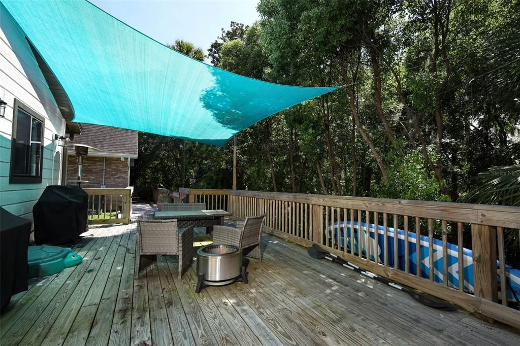 合同活跃: $749,900 (5 贝兹, 3 浴室, 2598 平方英尺)