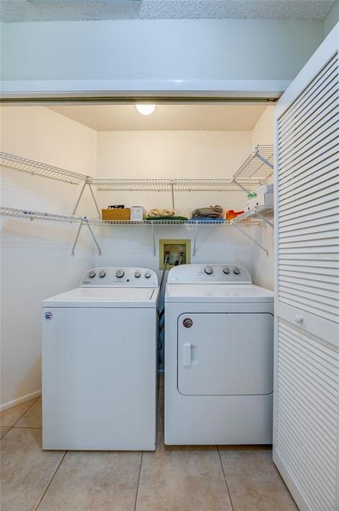 For Sale: $294,000 (3 beds, 2 baths, 1268 Square Feet)