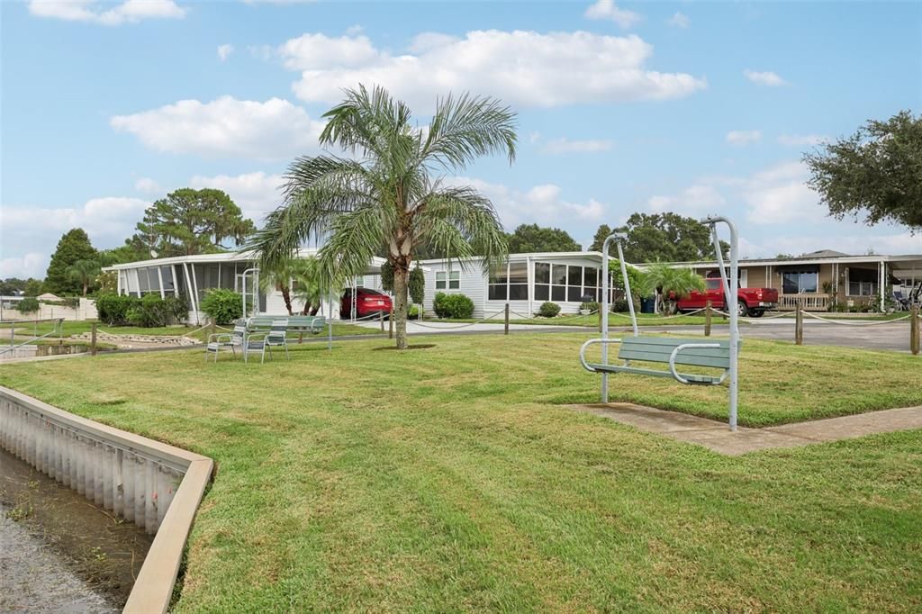 待售: $90,000 (2 贝兹, 2 浴室, 792 平方英尺)