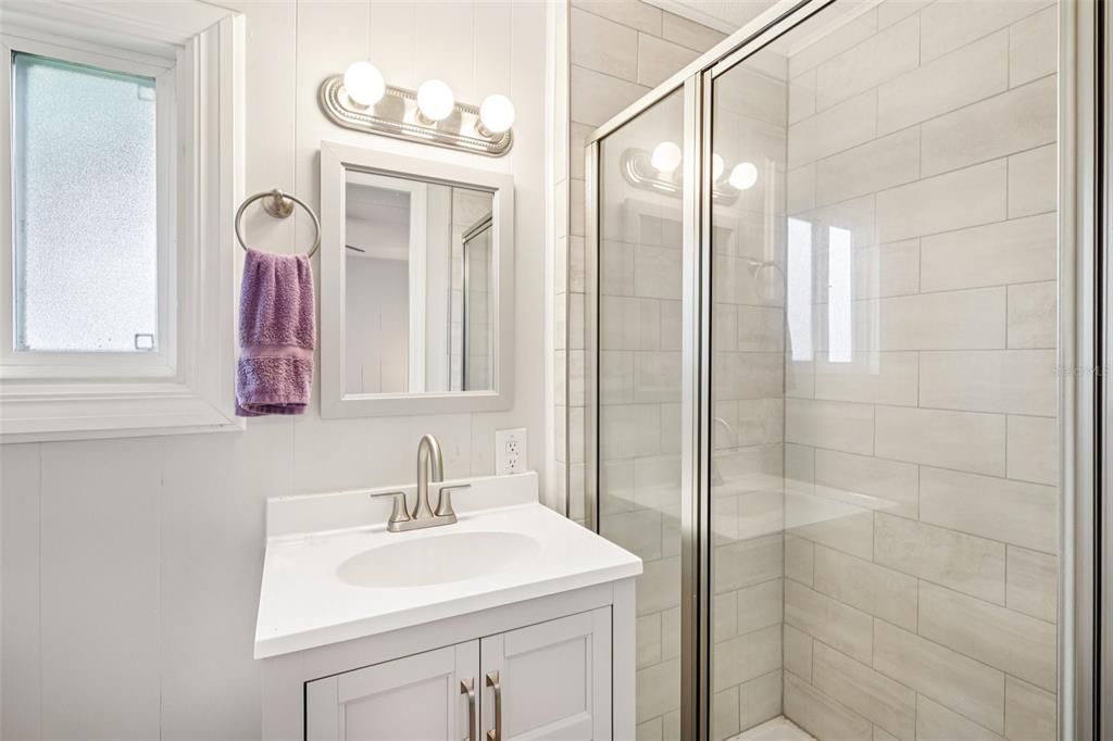 待售: $90,000 (2 贝兹, 2 浴室, 792 平方英尺)