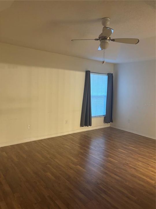 В аренду: $1,850 (3 спален, 2 ванн, 1594 Квадратных фут)