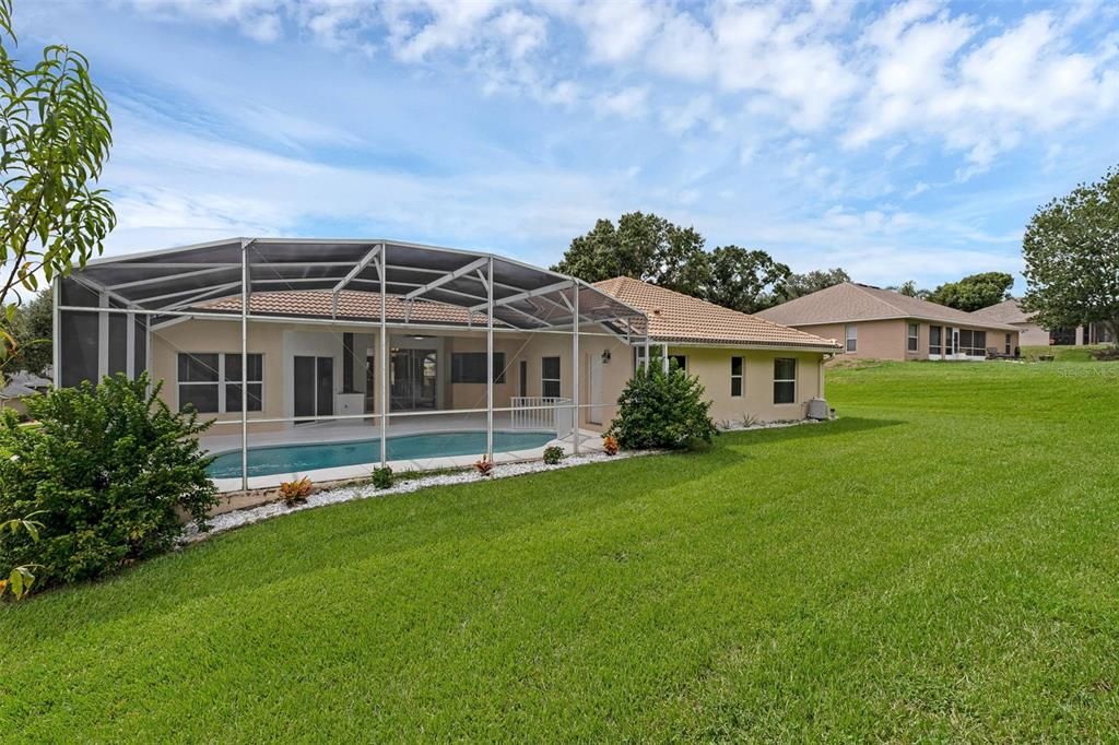 Под контрактом: $639,900 (4 спален, 3 ванн, 2518 Квадратных фут)