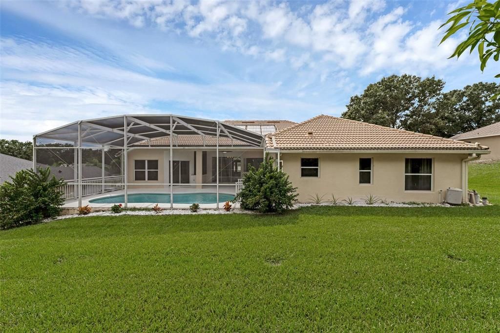 Под контрактом: $639,900 (4 спален, 3 ванн, 2518 Квадратных фут)