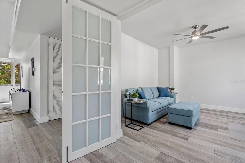 For Rent: $5,500 (3 beds, 2 baths, 2500 Square Feet)