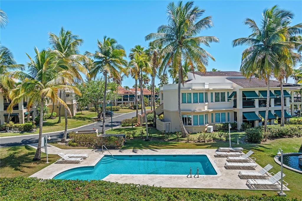 For Rent: $5,500 (3 beds, 2 baths, 2500 Square Feet)