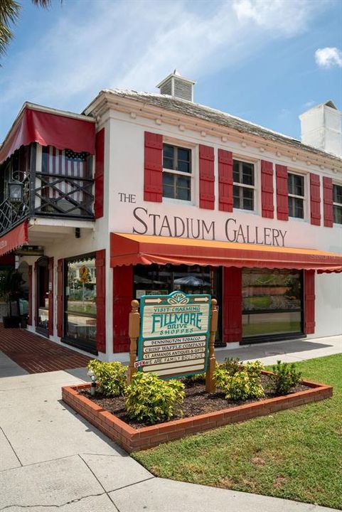 En Renta: $10,900 (3 camas, 4 baños, 2760 Pies cuadrados)