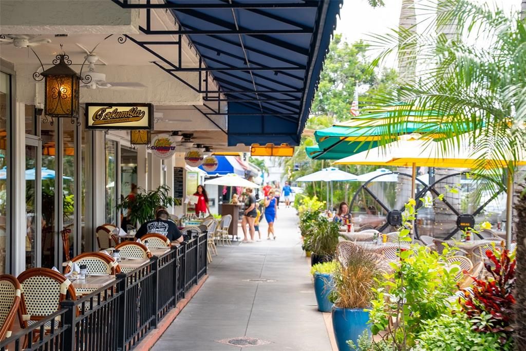 En Renta: $10,900 (3 camas, 4 baños, 2760 Pies cuadrados)