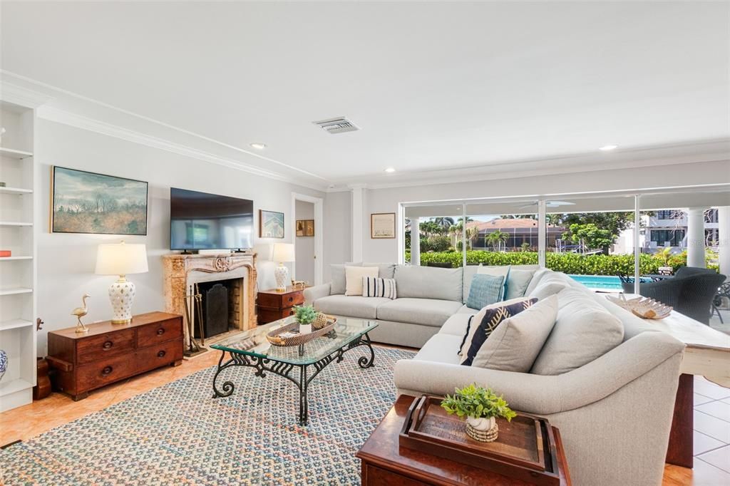 En Renta: $10,900 (3 camas, 4 baños, 2760 Pies cuadrados)