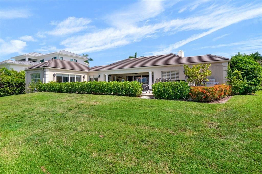 En Renta: $10,900 (3 camas, 4 baños, 2760 Pies cuadrados)