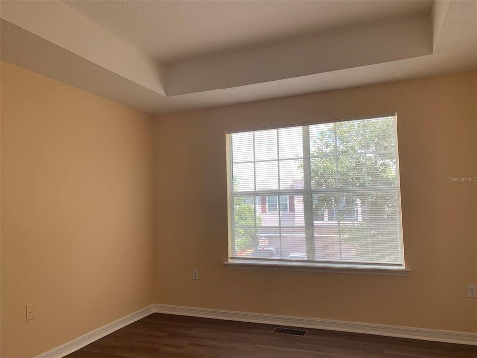 В аренду: $2,100 (2 спален, 2 ванн, 1216 Квадратных фут)