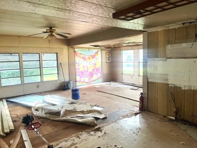 For Sale: $70,000 (3 beds, 2 baths, 872 Square Feet)