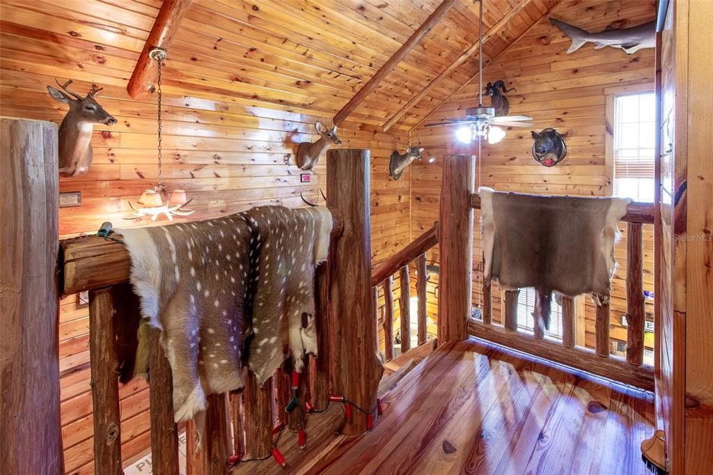 For Sale: $349,900 (3 beds, 1 baths, 1135 Square Feet)