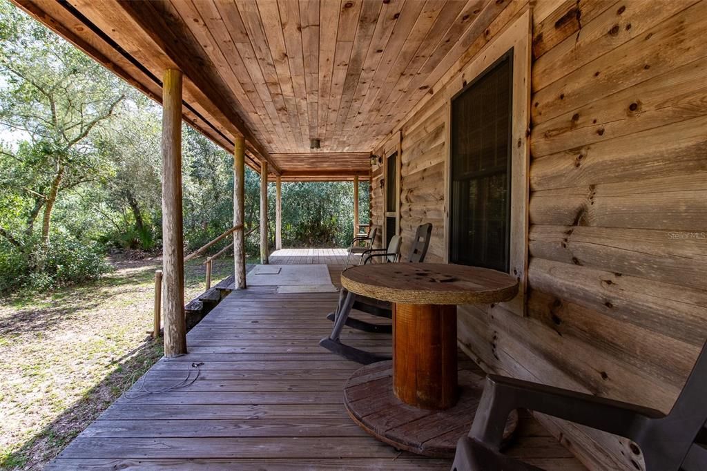 For Sale: $349,900 (3 beds, 1 baths, 1135 Square Feet)