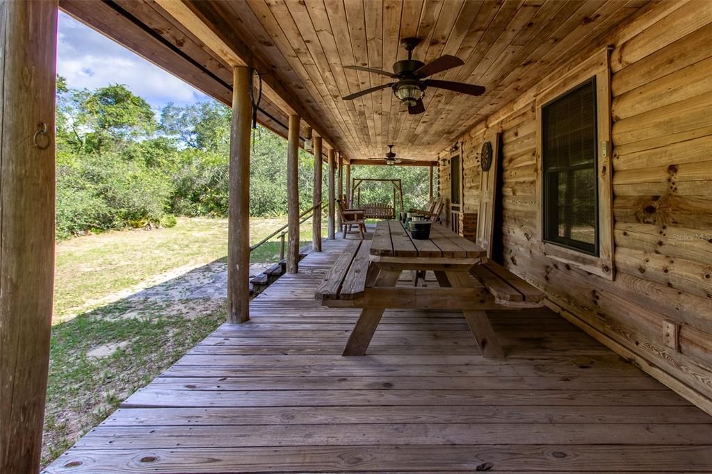 For Sale: $349,900 (3 beds, 1 baths, 1135 Square Feet)