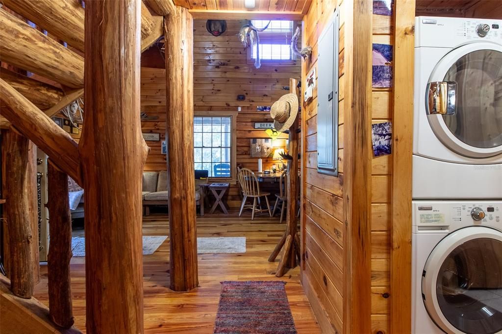 For Sale: $349,900 (3 beds, 1 baths, 1135 Square Feet)